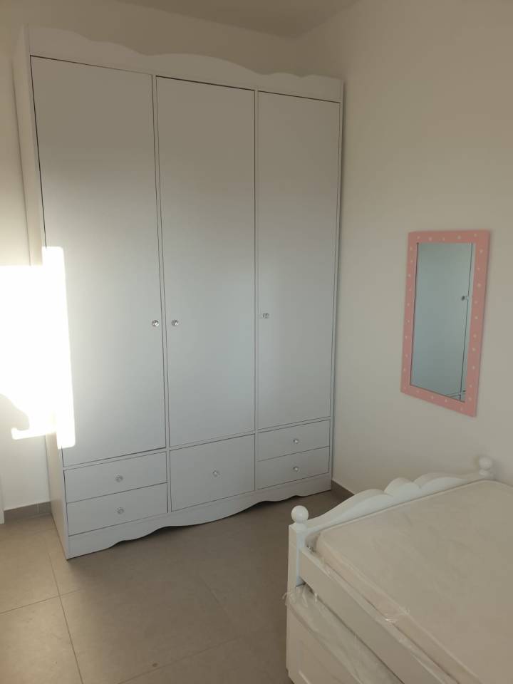 חולמיאנסקי חדר בת